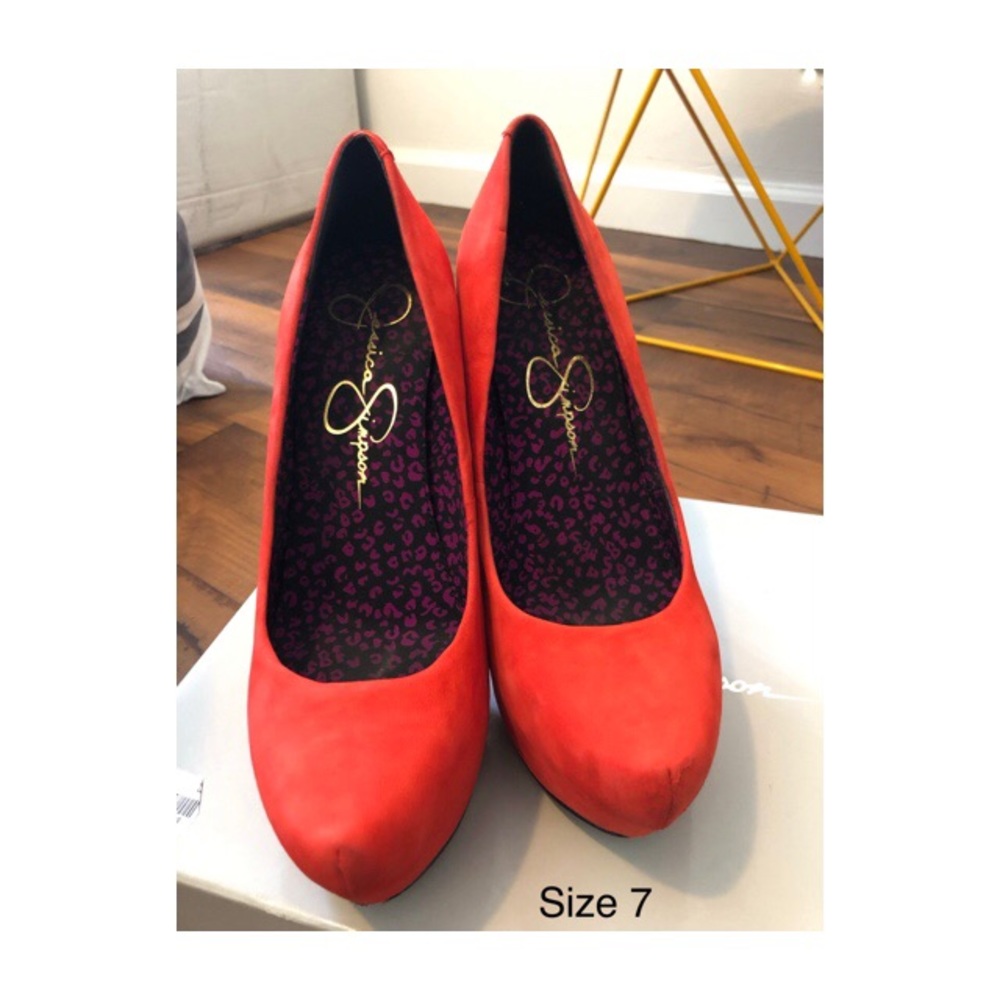 Jessica Simpson Platform Heel